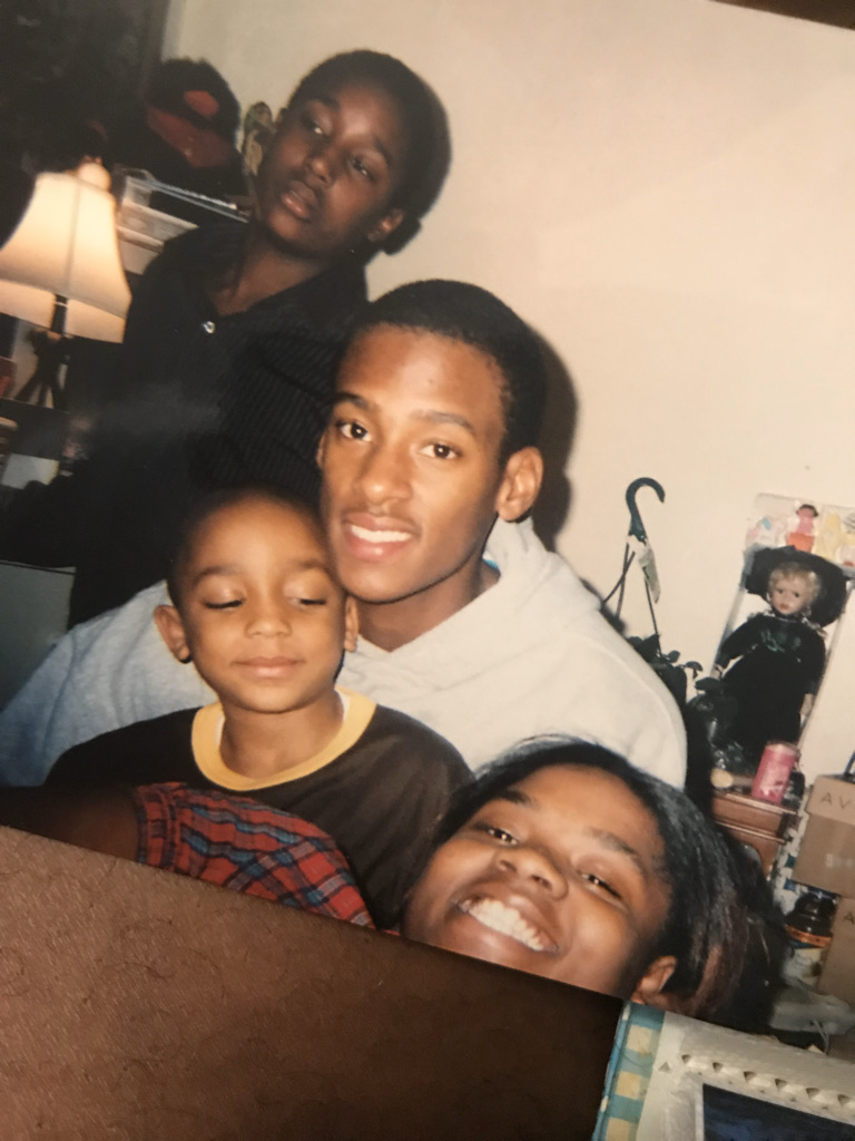 Stephon Dingle with his siblings Jasmine, Daryl and David in a family photograph.